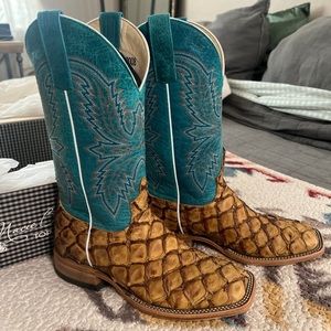 ✅SOLD✅Macie Bean Boots •Big Bass Square Toe (size 8.5)